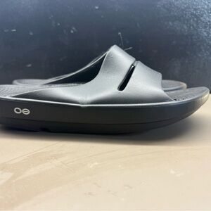 New Unisex OOFOS OOAHH Sandal Slide Recovery Footware #1100 Black Various Sizes